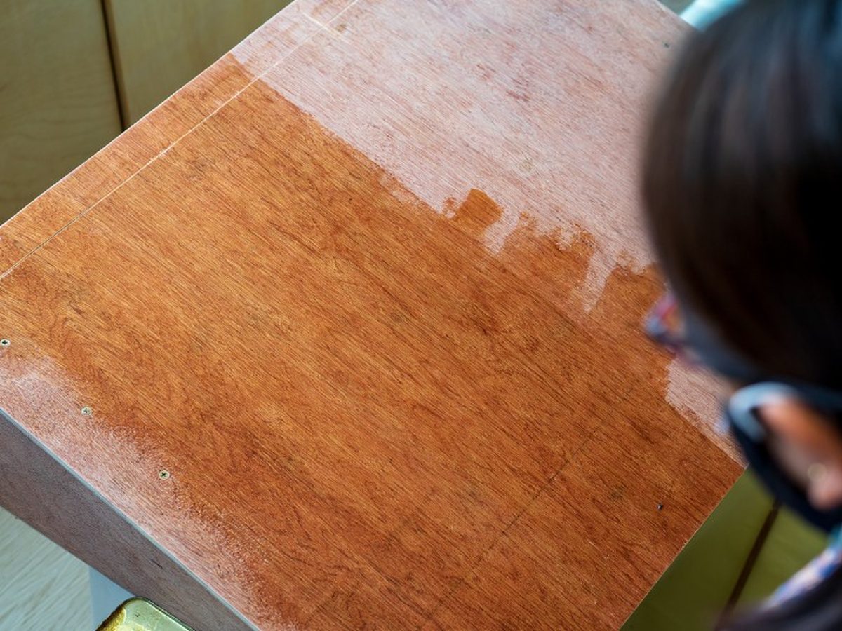 Restauración de una mesa de madera maciza para una vivienda de El Burgo de Osma